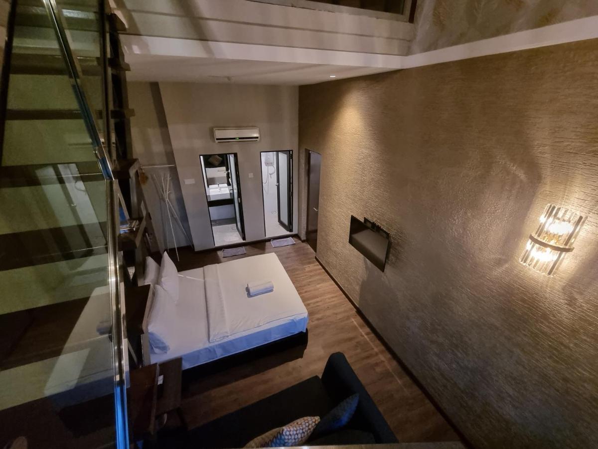 Miico Hotel @ Mount Austin Джохор Бахру Екстериор снимка